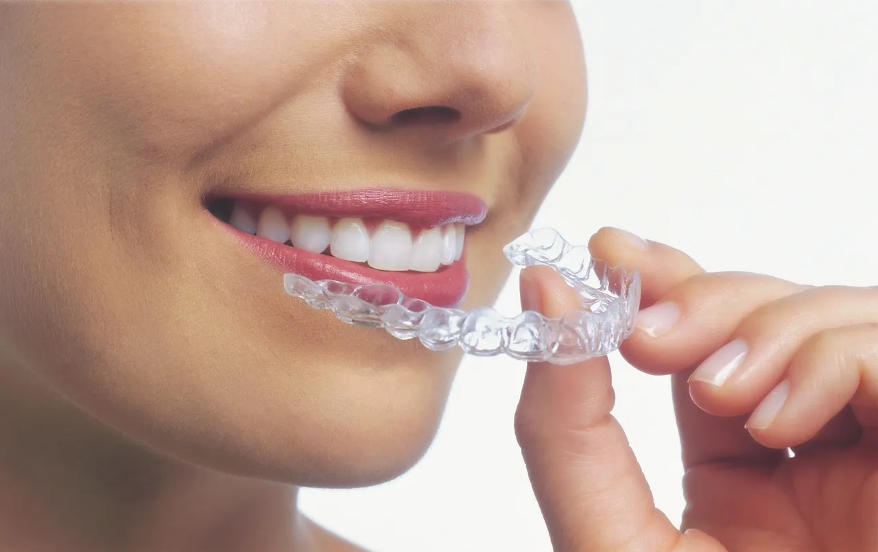 I GRIND MY TEETH—AM I A CANDIDATE FOR INVISALIGN?